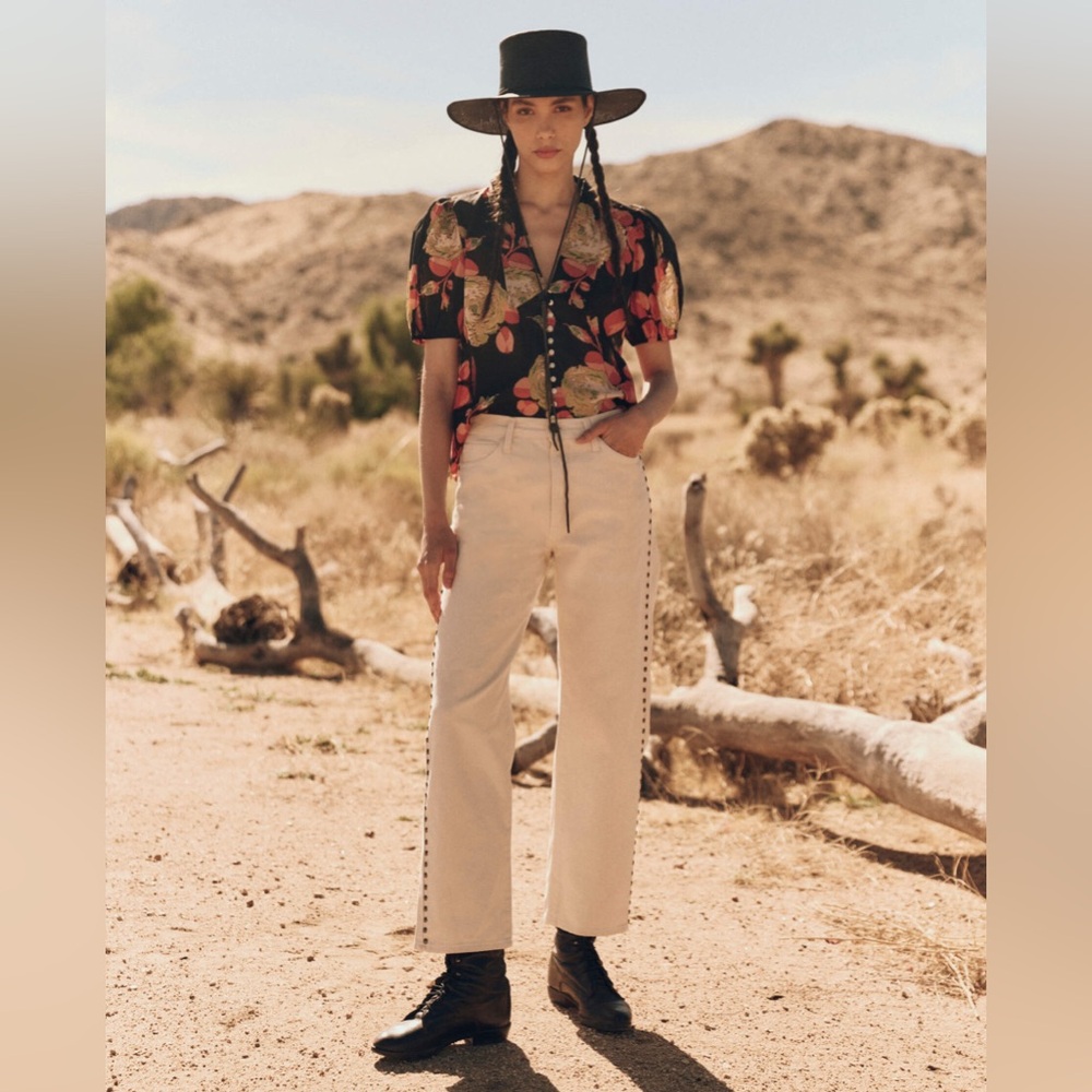 The Studded Billy Jean in Natural